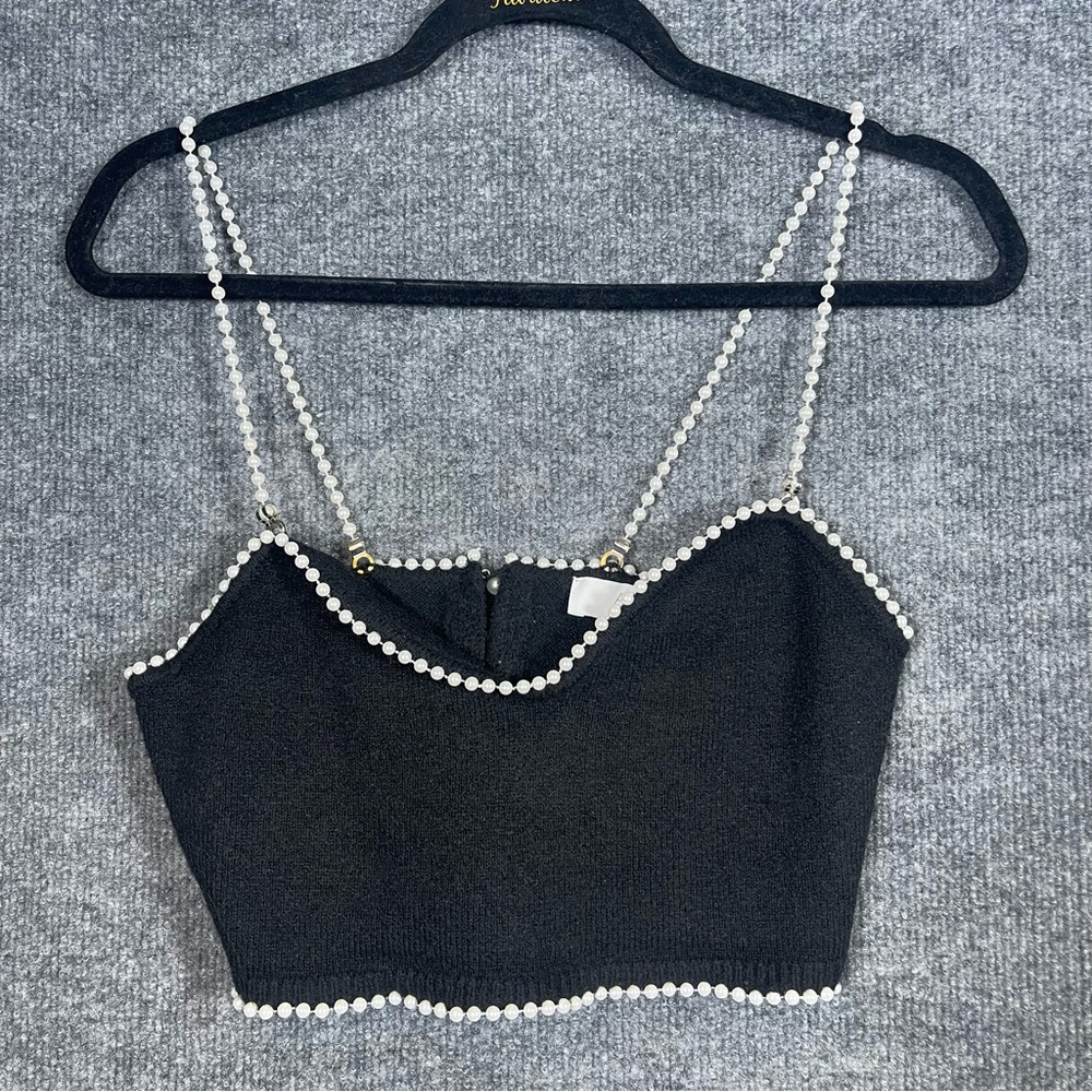 ASTR the Label Women Small Kira Black Pearl Knit Sweater Tank Crop Top Old Money - Picture 2 of 11